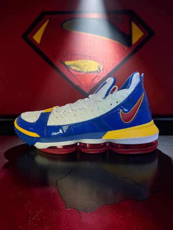Nike LeBron 16 SuperBron 2018 Mens Basketball Shoes Size 11.5 Worn 2X CD2451 100 main image 10